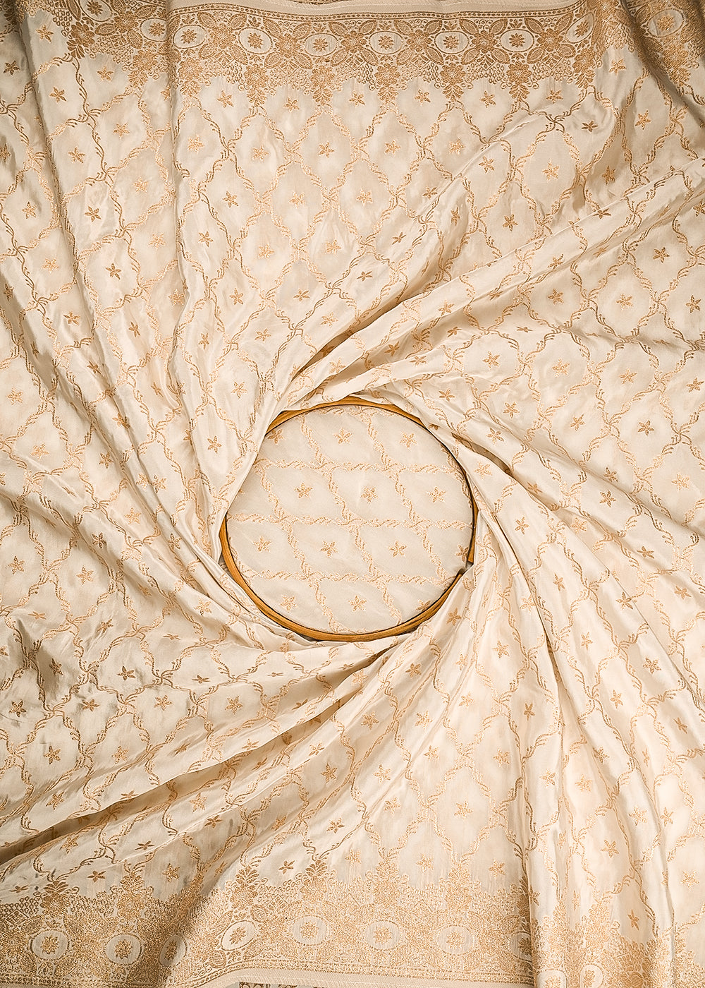 White Dyeable Crepe Fabric With All Over Zari Handloom With Two Side Border 21693