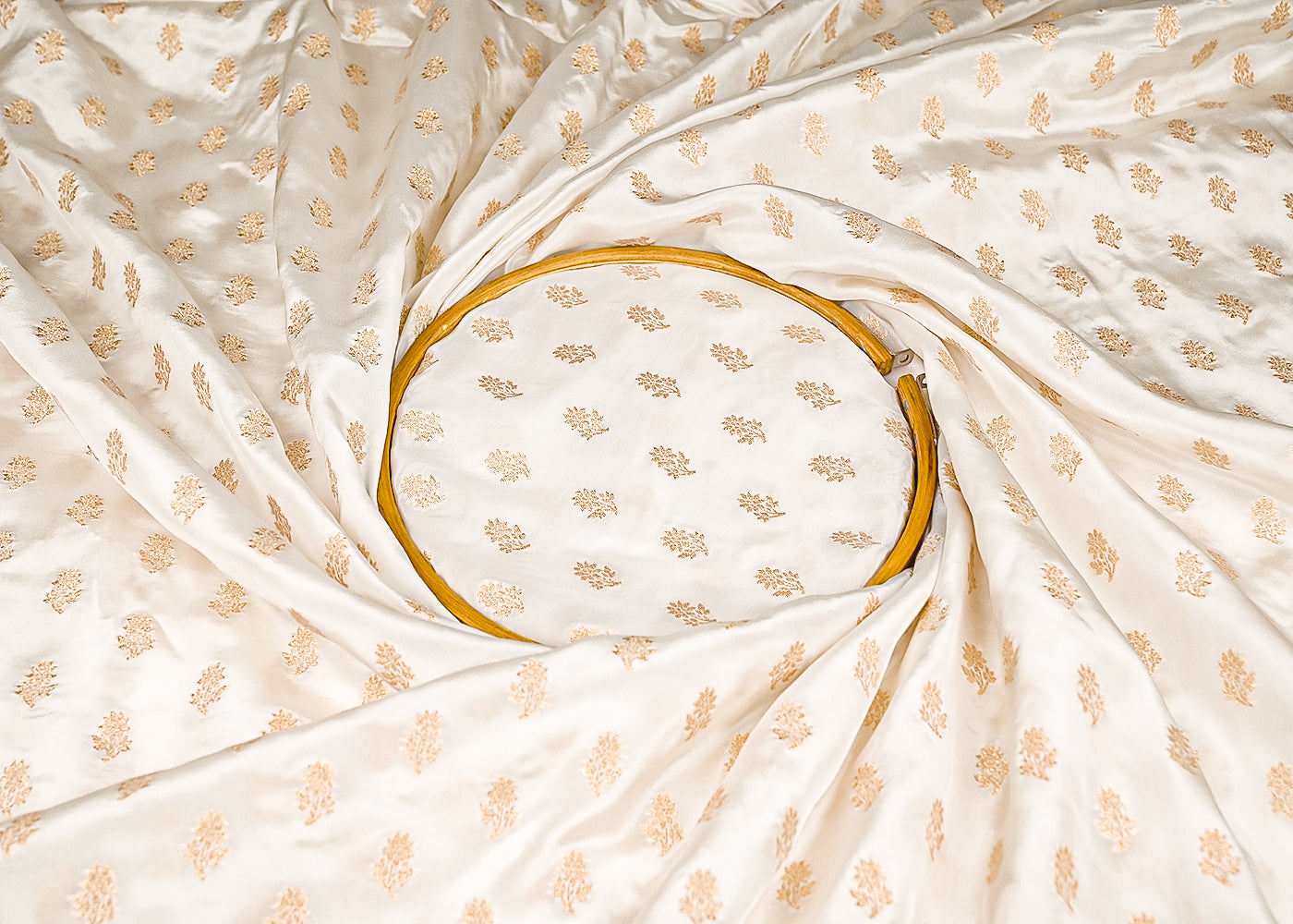 White Dyeable Crepe Fabric With All Over Buti Of Zari Handloom 21695