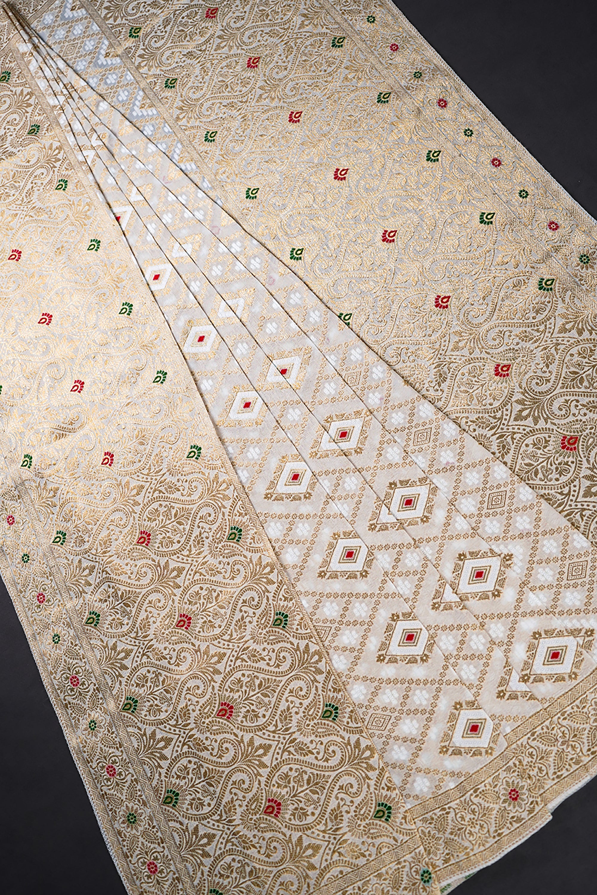 White Dyeable Georgette Dupatta With All Over Thread Work 21733