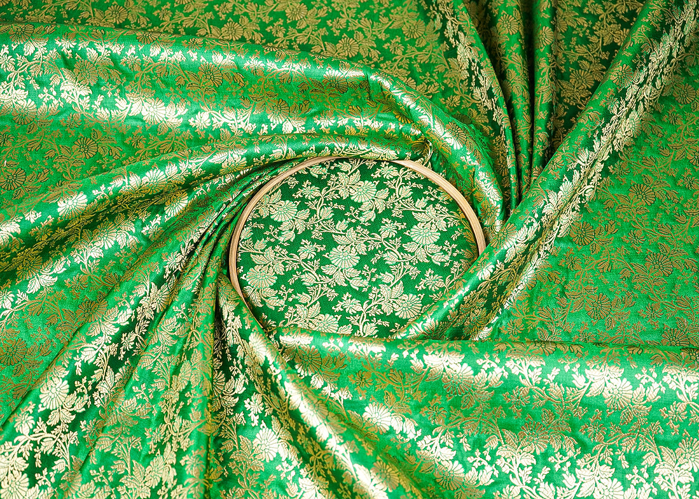 Green-Banarasi-Brocade-Fabric-With-All-Over-Golden-Zari-Handloom-21834-close-view