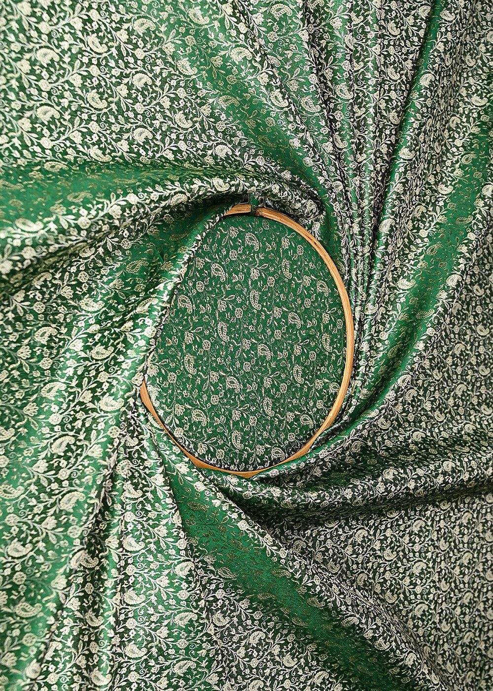 Green-Banarasi-Brocade-Fabric-With-All-Over-Zari-Handloom-21909-close-view
