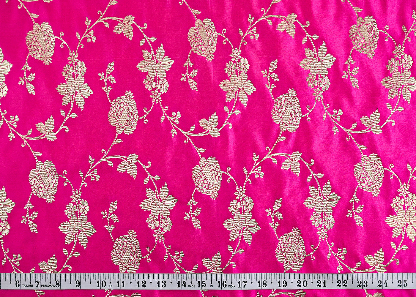 Magenta-Banarasi-Brocade-Fabric-With-All-Over-Zari-Handloom-22231-measurement-view