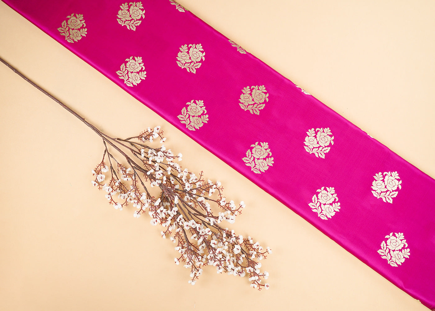 Magenta-Banarasi-Brocade-Fabric-With-Allover-Golden-Zari-Handloom-22248