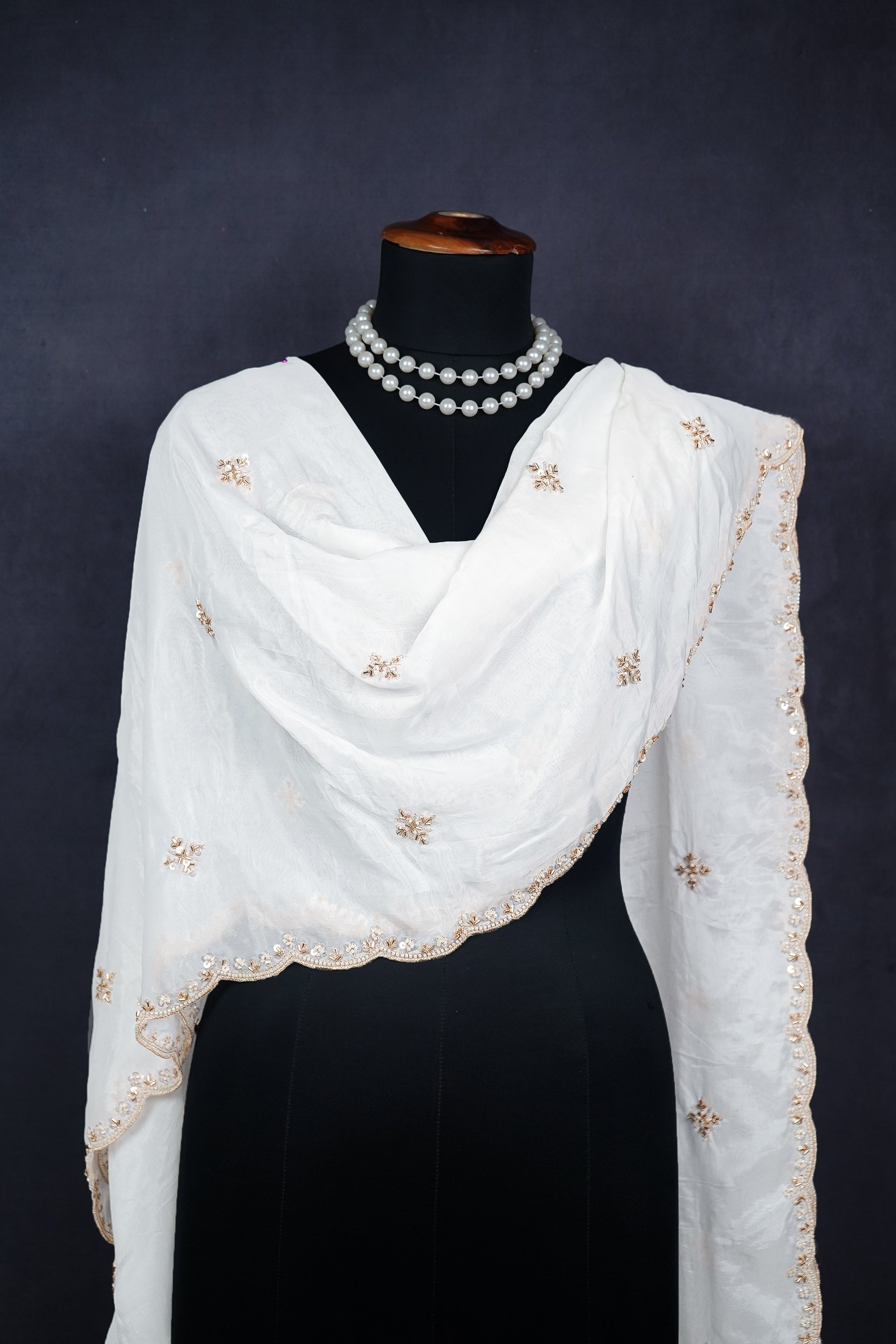 white-organza-dupatta-with-all-over-bead-katdana-sequins-and-zari-work-with-scalloped-border-22366-real-view