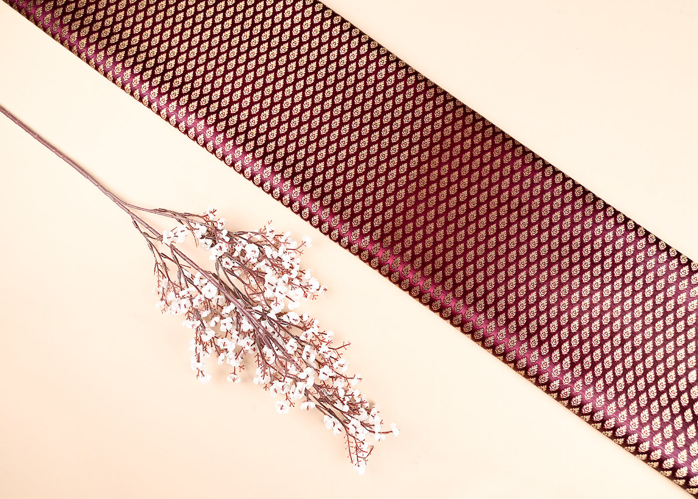 Maroon-Banarasi-Brocade-Fabric-With-Allover-Golden-Zari-Handloom-22432
