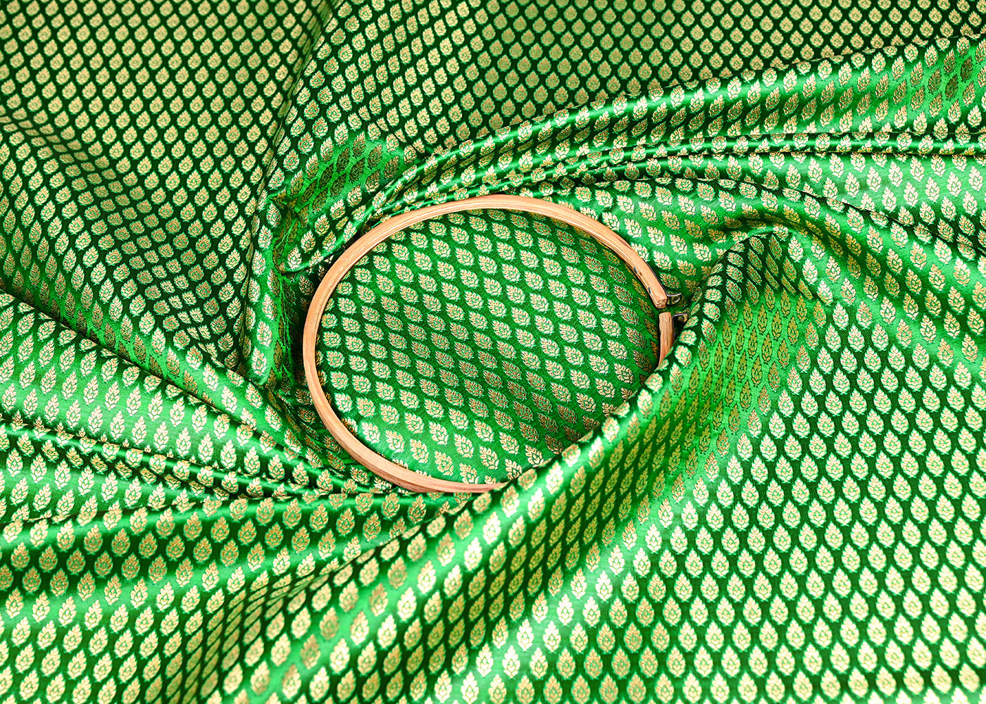 Green-Banarasi-Brocade-Fabric-With-Allover-Golden-Zari-Handloom-22435-close-view