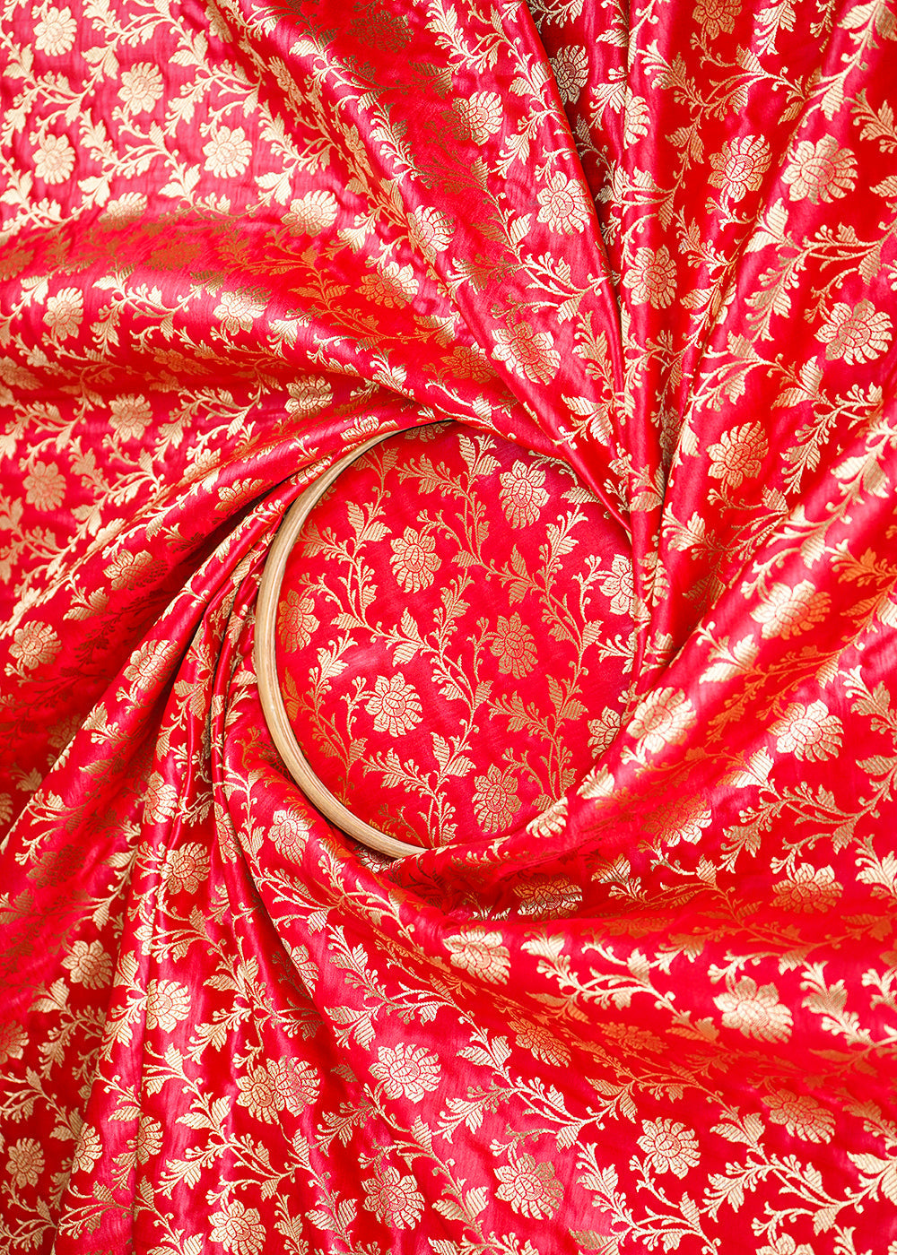 Red-Banarasi-Brocade-Fabric-With-All-Over-Golden-Zari-Handloom-22548-close-view