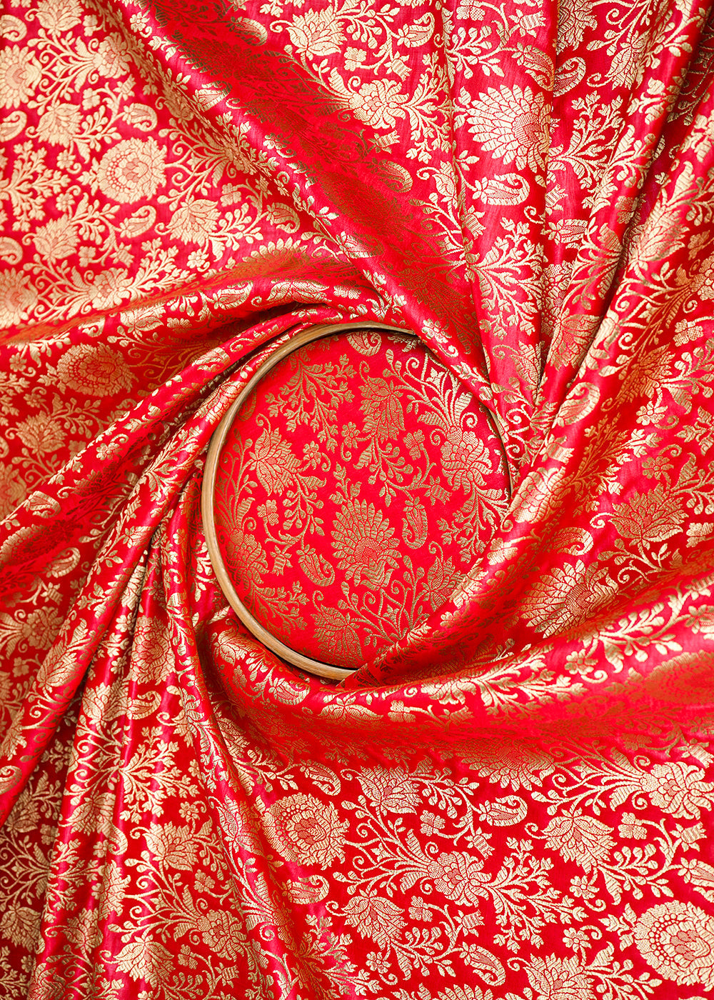 Red-Banarasi-Brocade-Fabric-With-All-Over-Golden-Zari-Handloom-22561-close-view