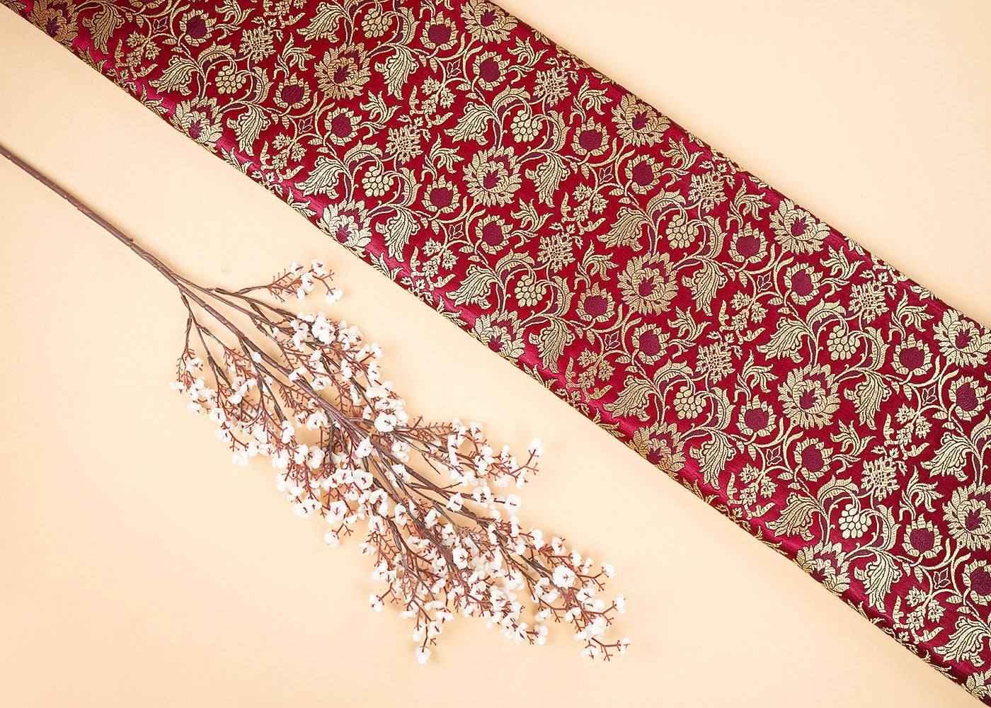 Maroon-Banarasi-Brocade-Fabric-With-All-Over-Zari-Handloom-22577