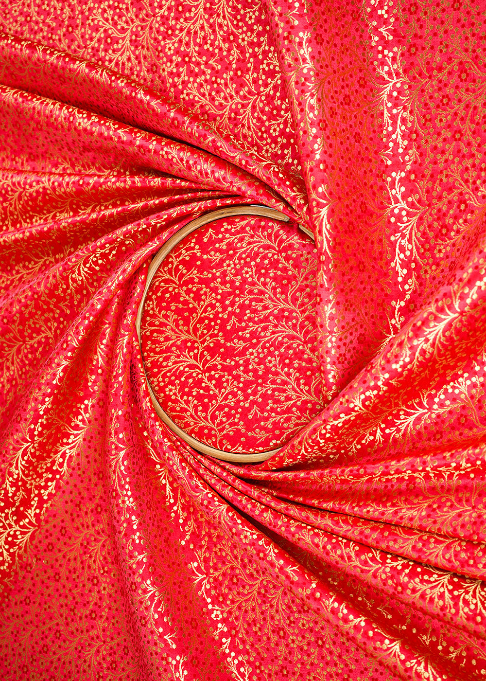 Red-Banarasi-Brocade-Fabric-With-All-Over-Zari-Handloom-22582-close-view