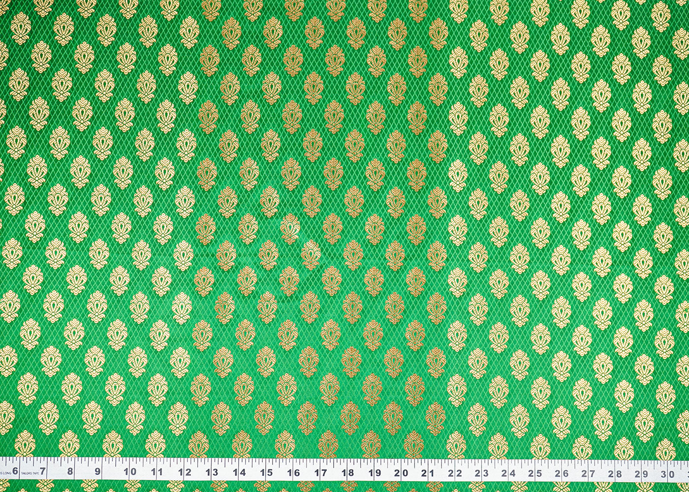 Green-Banarasi-Brocade-Fabric-With-All-Over-Zari-Handloom-22587-close-view