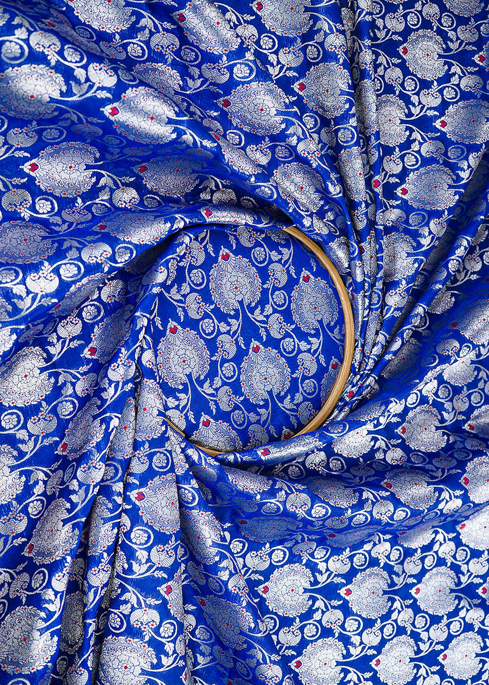 Blue-Banarasi-Brocade-Fabric-With-All-Over-Golden-Zari-Handloom-22717-close-view
