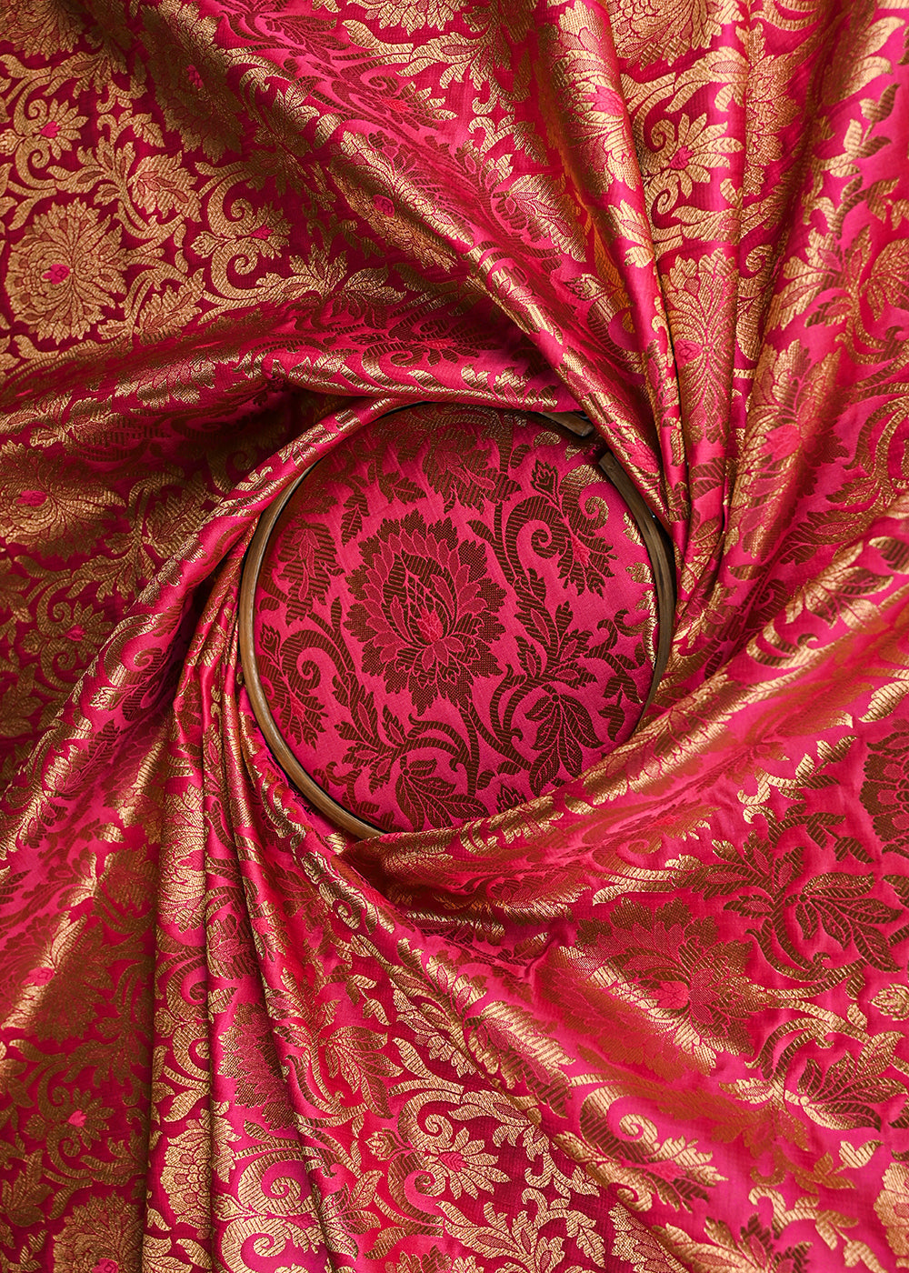 Pink-Banarasi-Brocade-Fabric-With-All-Over-Golden-Zari-Handloom-22820-close-view