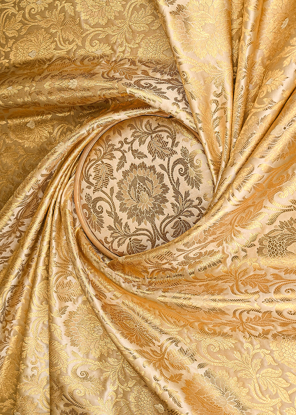 Gold-Banarasi-Brocade-Fabric-With-All-Over-Golden-Zari-Handloom-22826-close-view