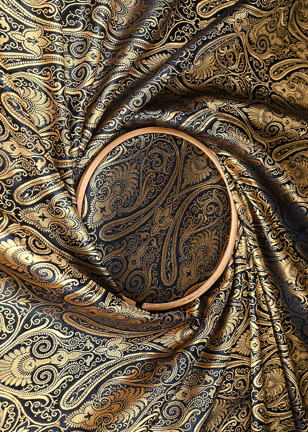Black-Banarasi-Brocade-Fabric-With-All-Over-Zari-Handloom-22843-close-view