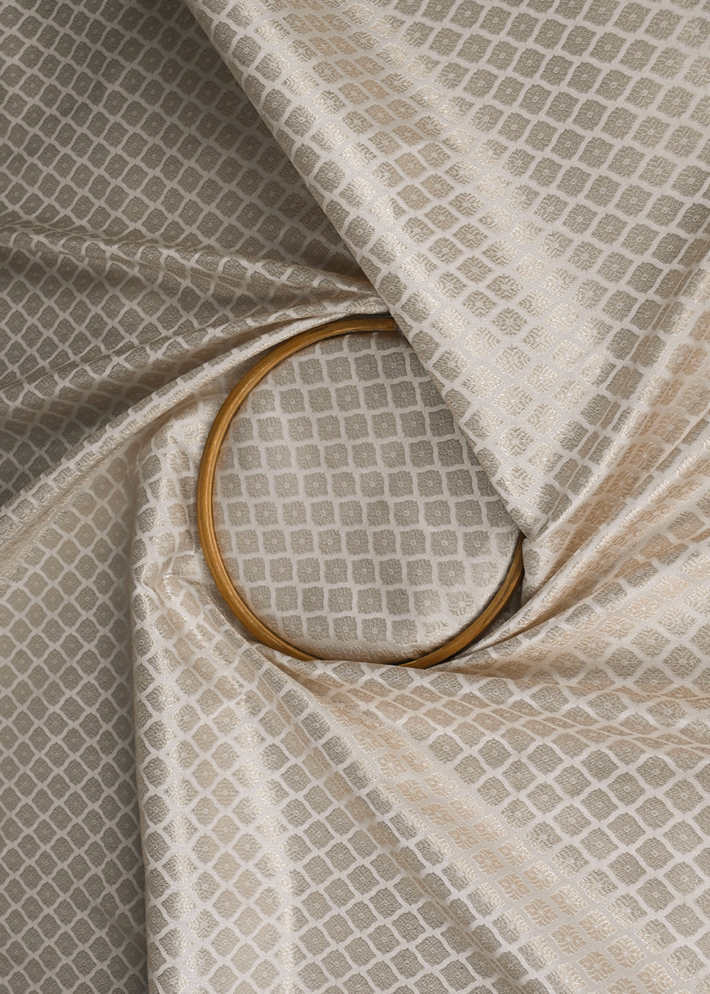 White-Banarasi-Brocade-Fabric-With-All-Over-Silver-And-Golden-Zari-Handloom-22916-close-view