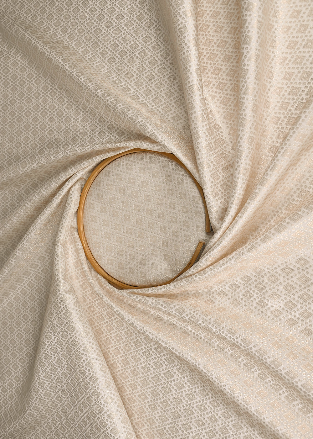 White-Banarasi-Brocade-Fabric-With-All-Over-Silver-And-Golden-Zari-Handloom-22927-close-view