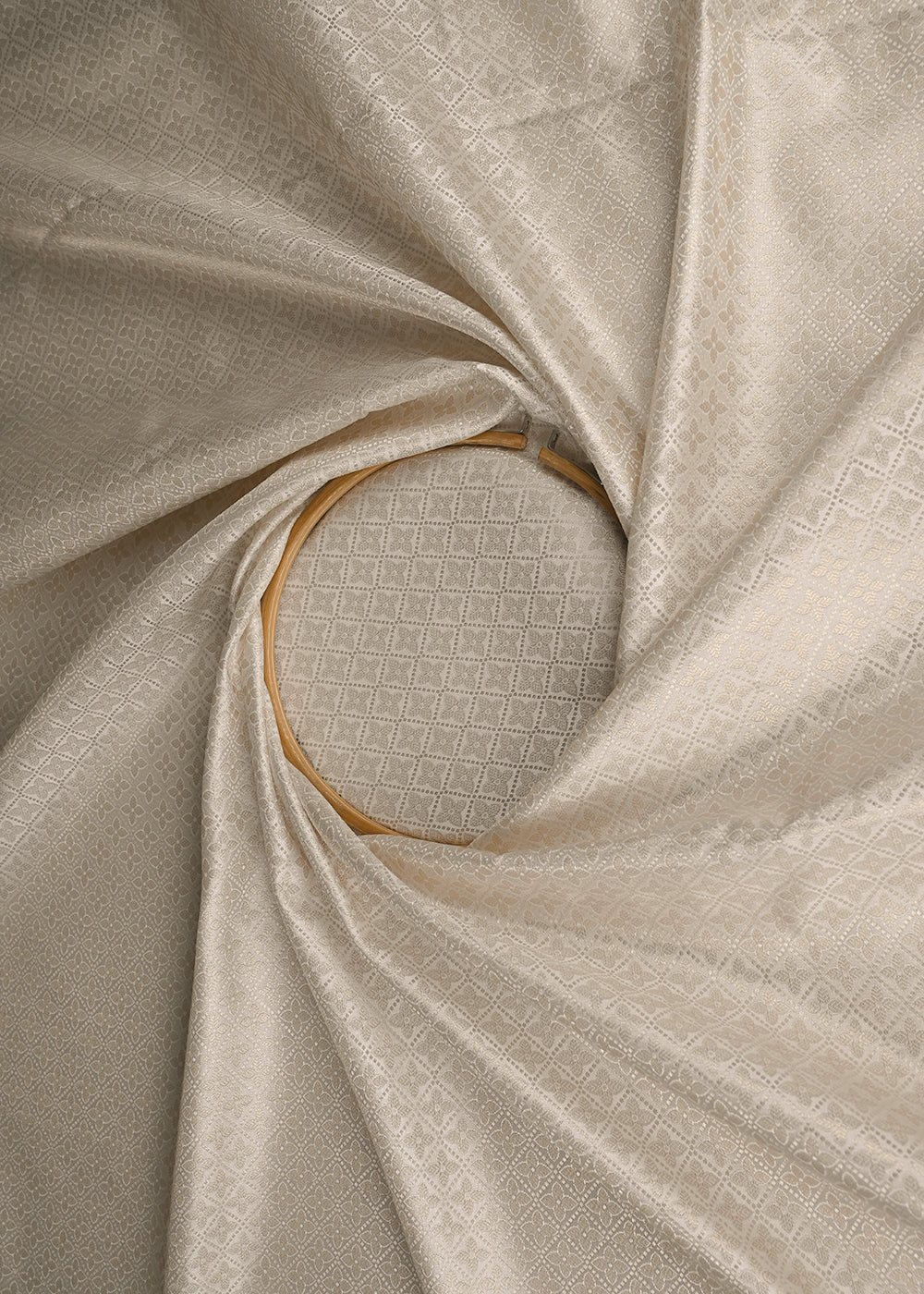 White-Banarasi-Brocade-Fabric-With-All-Over-Silver-And-Golden-Zari-Handloom-22929-close-view