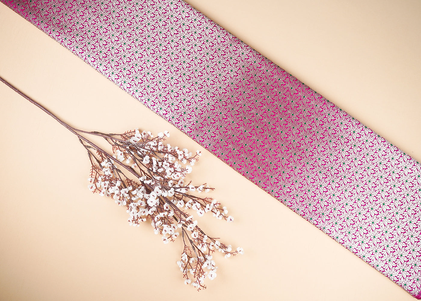 Pink-Banarasi-Brocade-Fabric-With-All-Over-Golden-Zari-Handloom-23007