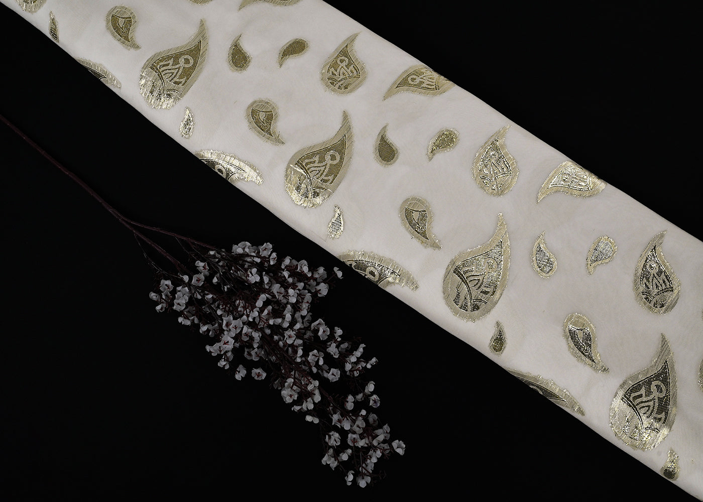 White-Dyeable-Georgette-Fabric-With-All-Over-Golden-Foil-Work-23041