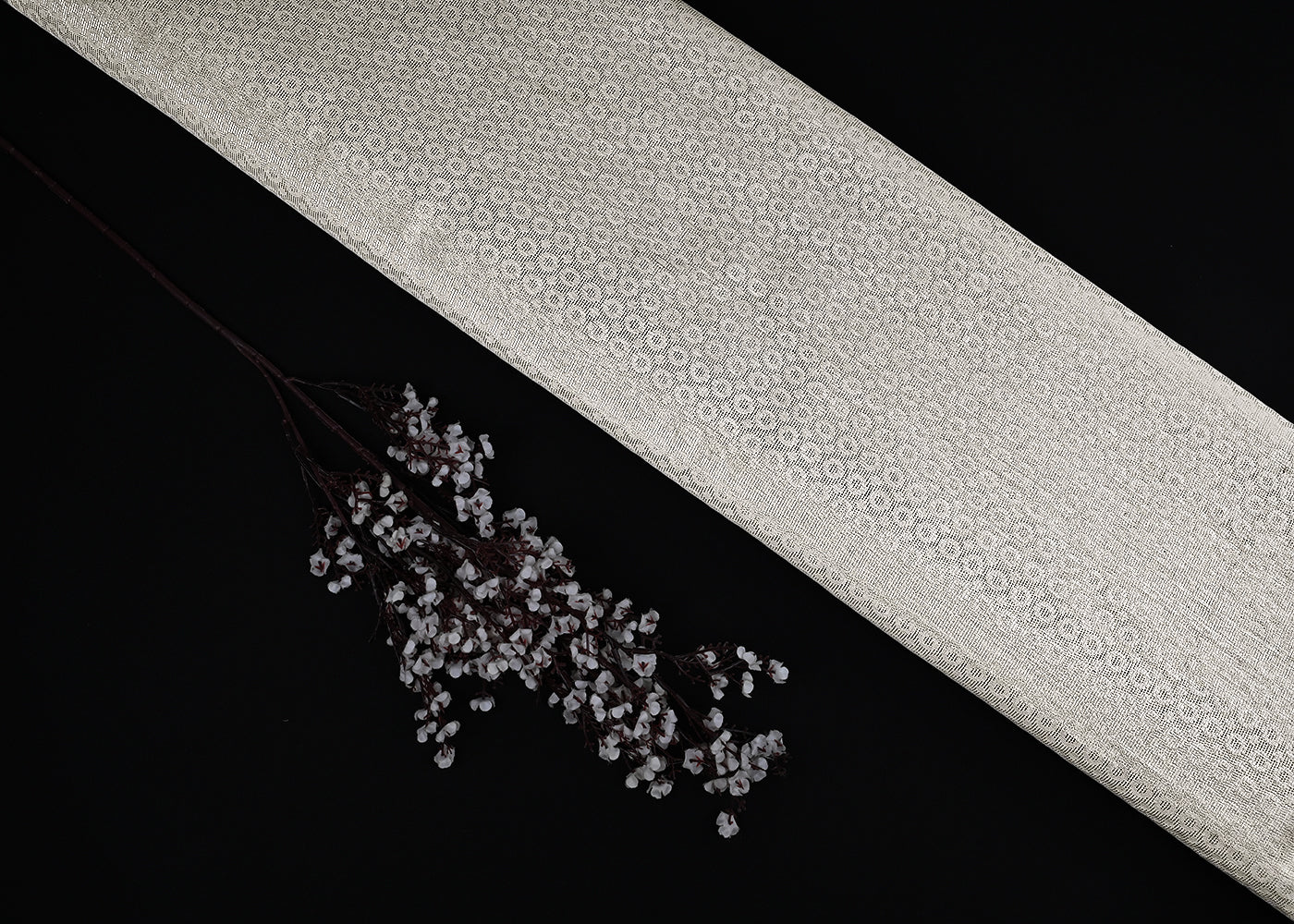 White-Dyeable-Organza-Fabric-With-All-Over-Zari-Handloom-23079