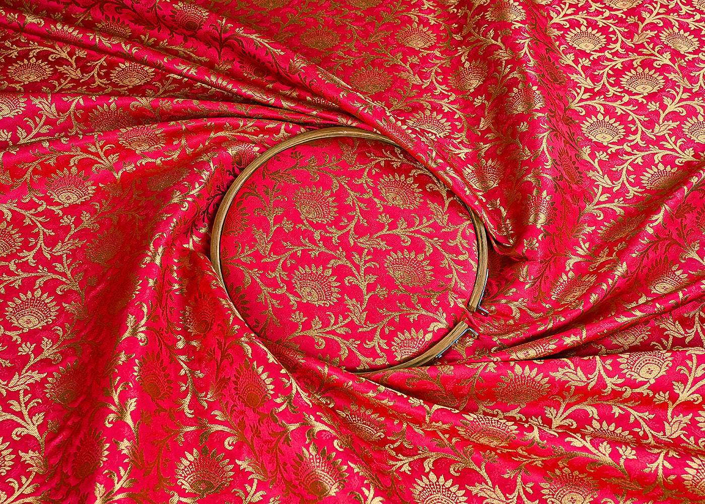 Gajri Pink Banarasi Brocade Fabric With All Over Golden Zari Handloom 23277