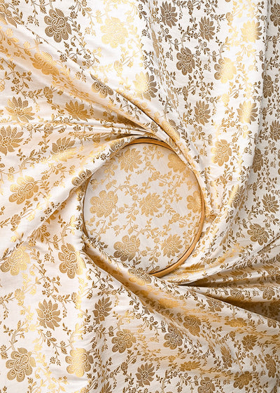 Off White Jacquard Fabric With All Over Zari Handloom 23338