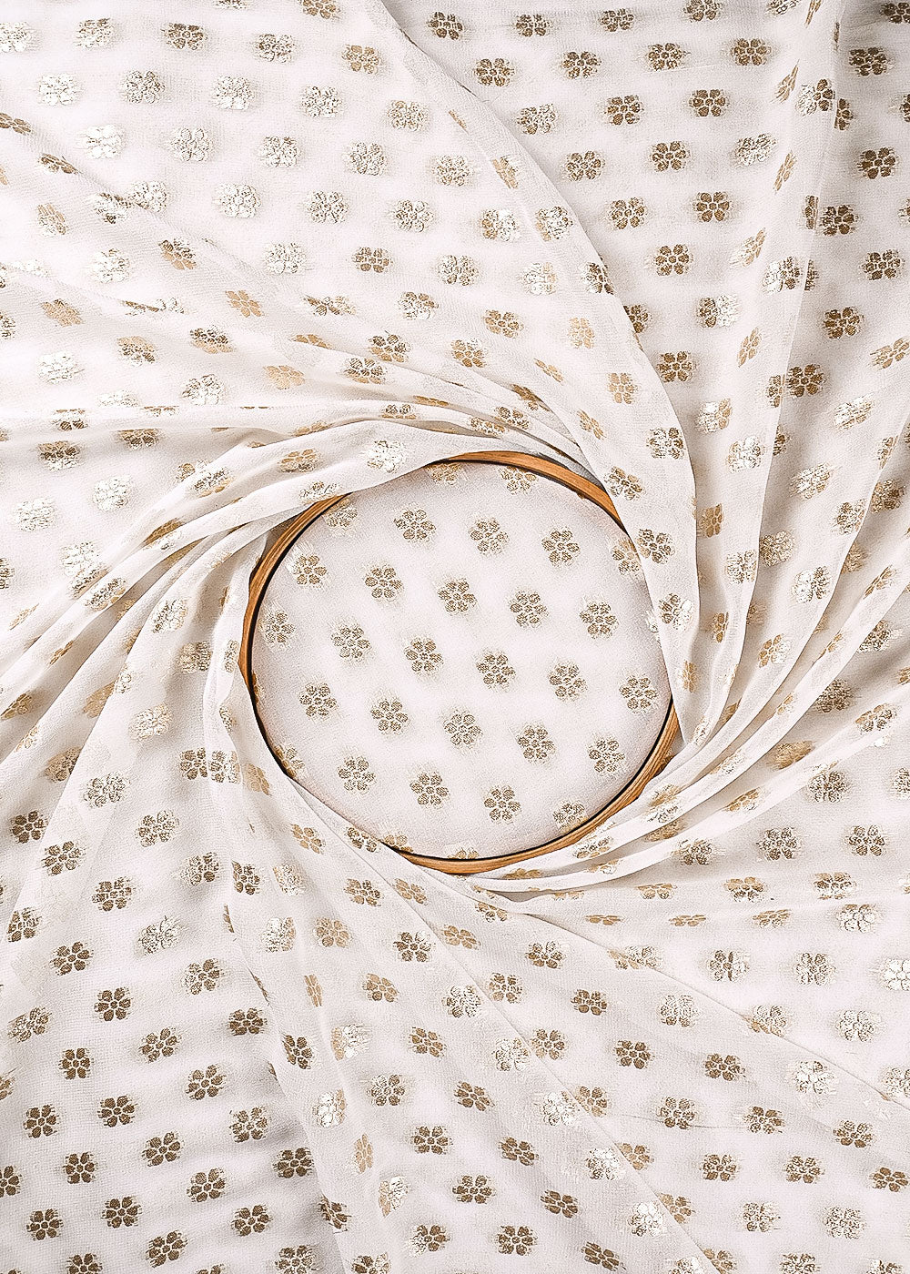 White Georgette Fabric With All Over Zari Handloom 23568