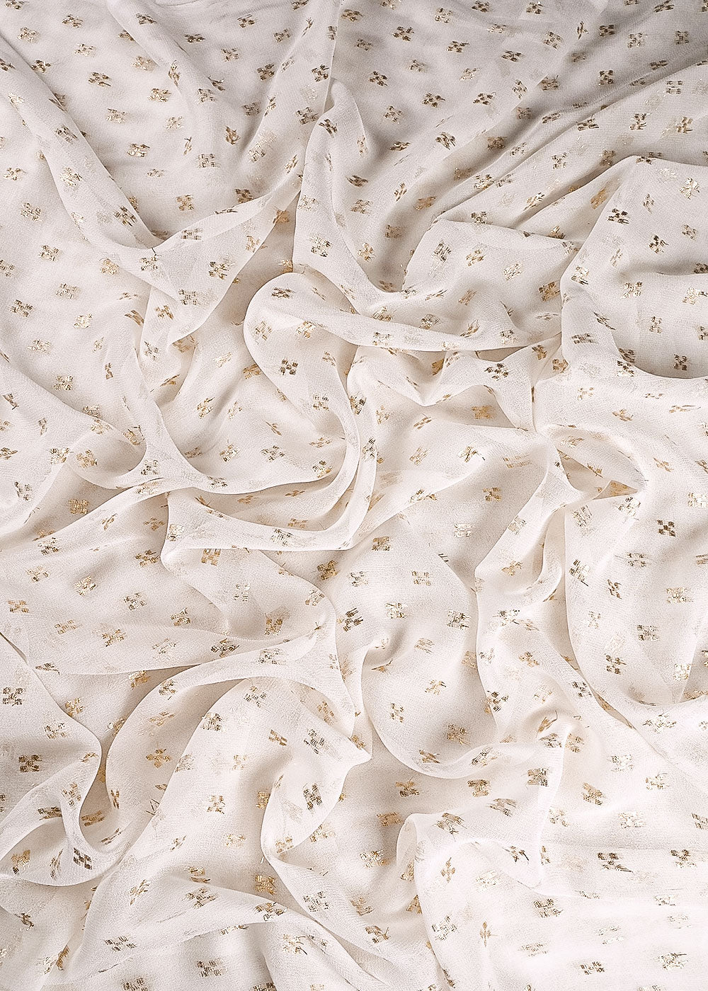White Georgette Fabric With All Over Zari Handloom 23571