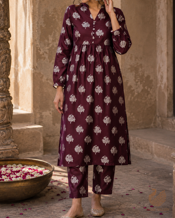 Burgundy Banarasi Brocade Fabric With All Over Zari Handloom 23730