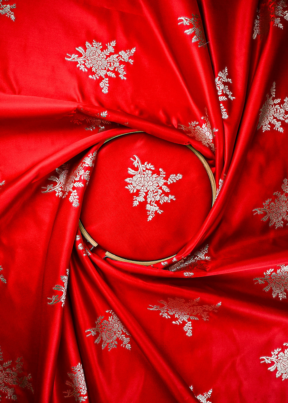 Red Banarasi Brocade Fabric With All Over Zari Handloom 23736