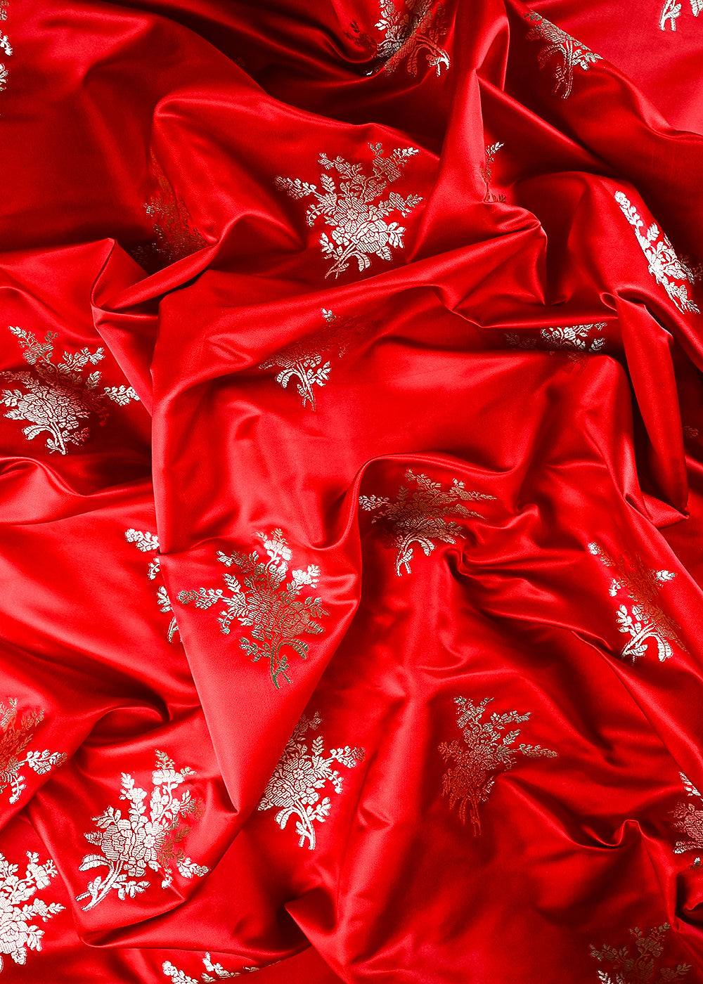 Red Banarasi Brocade Fabric With All Over Zari Handloom 23736