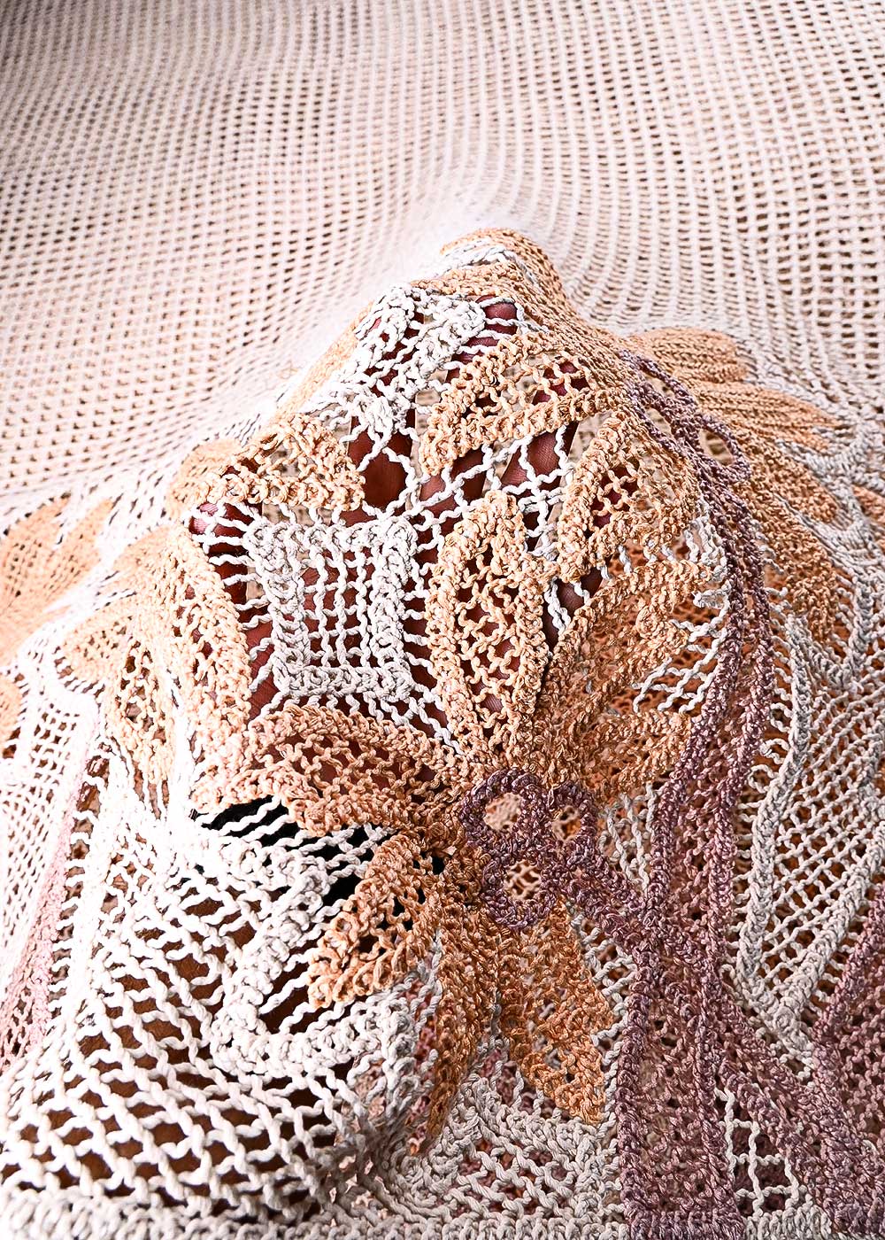 Cream Crochet Fabric With Abstract Pattern Of Thread With One Side Border 23766