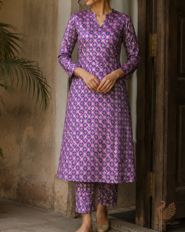 Purple Banarasi Brocade Fabric With All Over Thread And Zari Handloom 23810