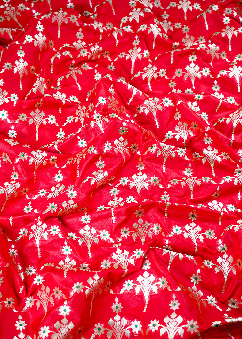 Red Banarasi Brocade Fabric With All Over Thread And Zari Handloom 23820