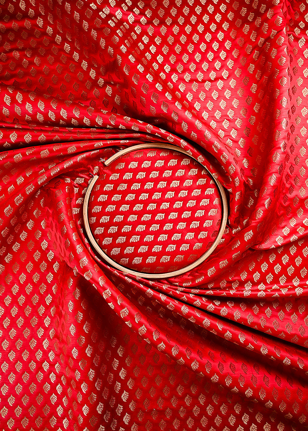 Red Banarasi Brocade Fabric With All Over Thread And Zari Handloom 23841