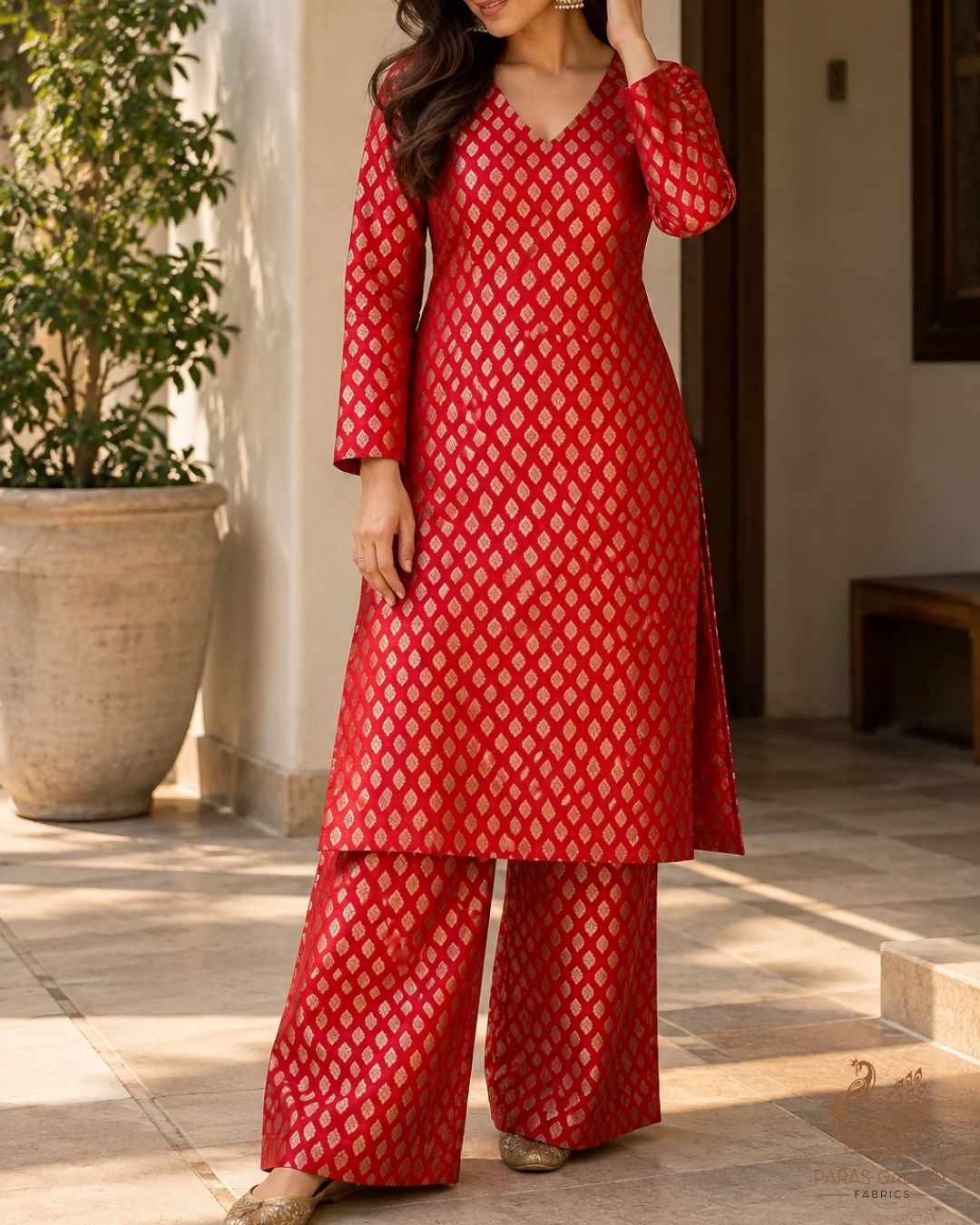 Red Banarasi Brocade Fabric With All Over Thread And Zari Handloom 23841
