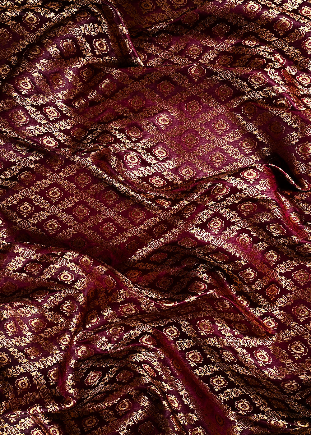 Wine Banarasi Brocade Fabric With All Over Thread And Zari Handloom 23843
