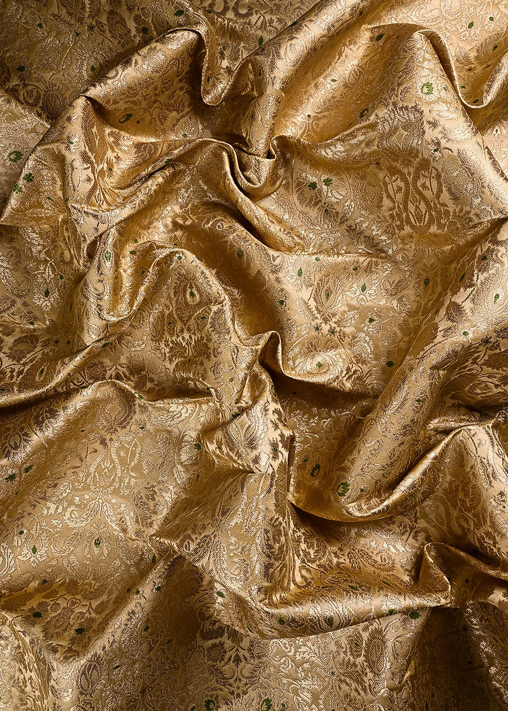 Light Gold Banarasi Brocade Fabric With All Over Thread And Zari Handloom 23885