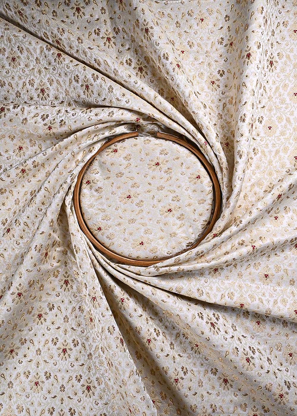 White Banarasi Brocade Fabric With All Over Thread And Zari Handloom 23892