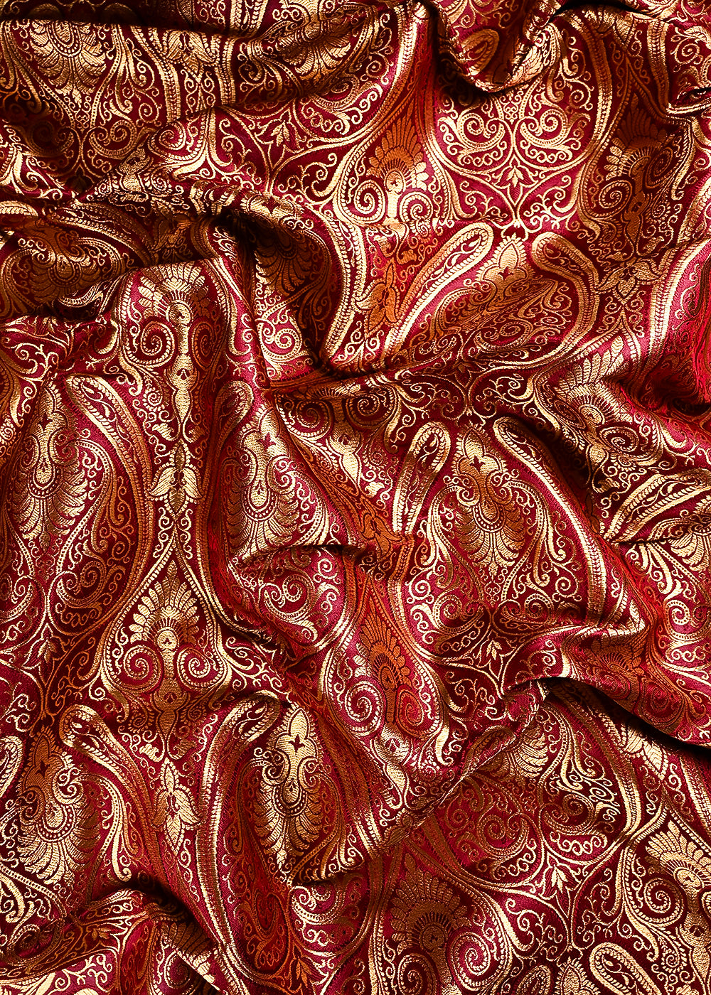 Maroon Banarasi Brocade Fabric With All Over Thread And Zari Handloom 24249