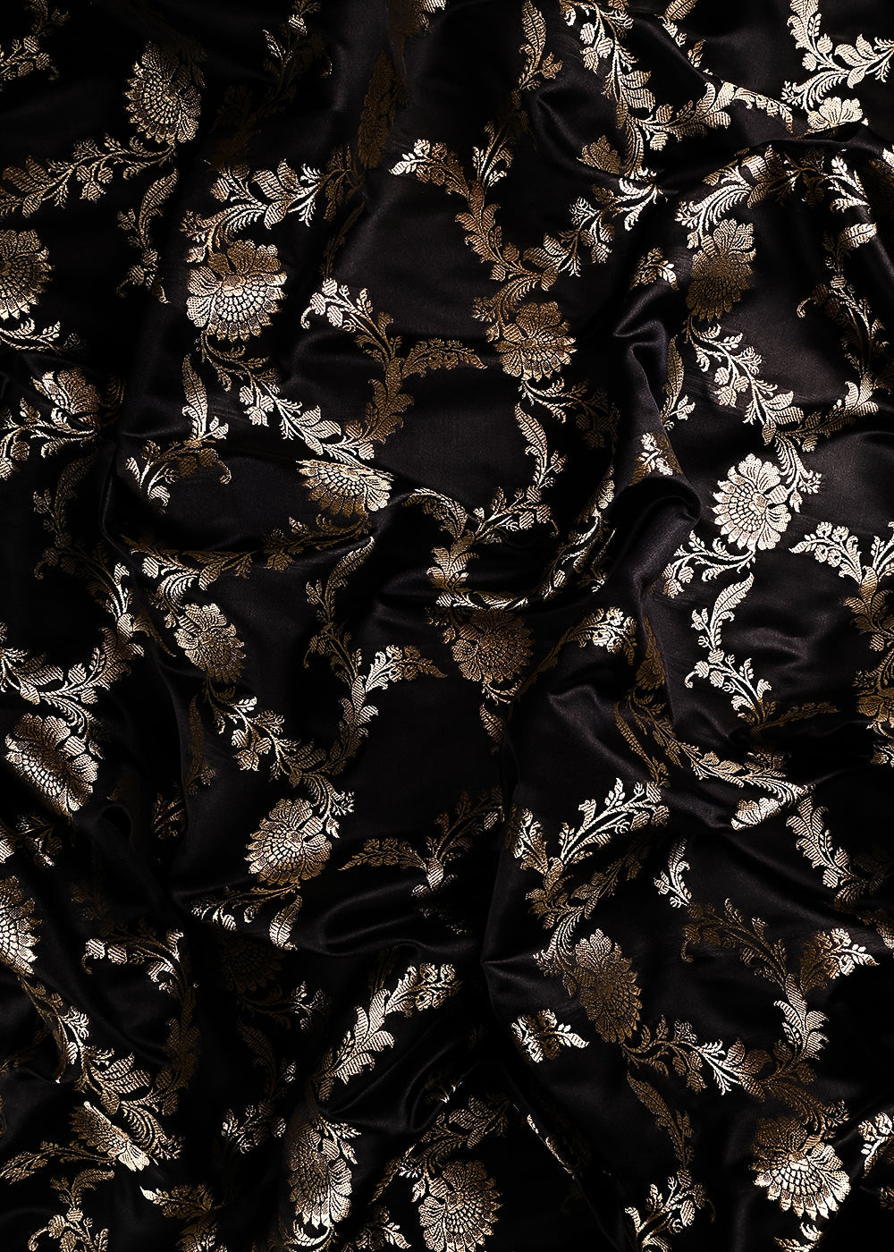 Black Banarasi Brocade Fabric With All Over Thread And Zari Handloom 24431
