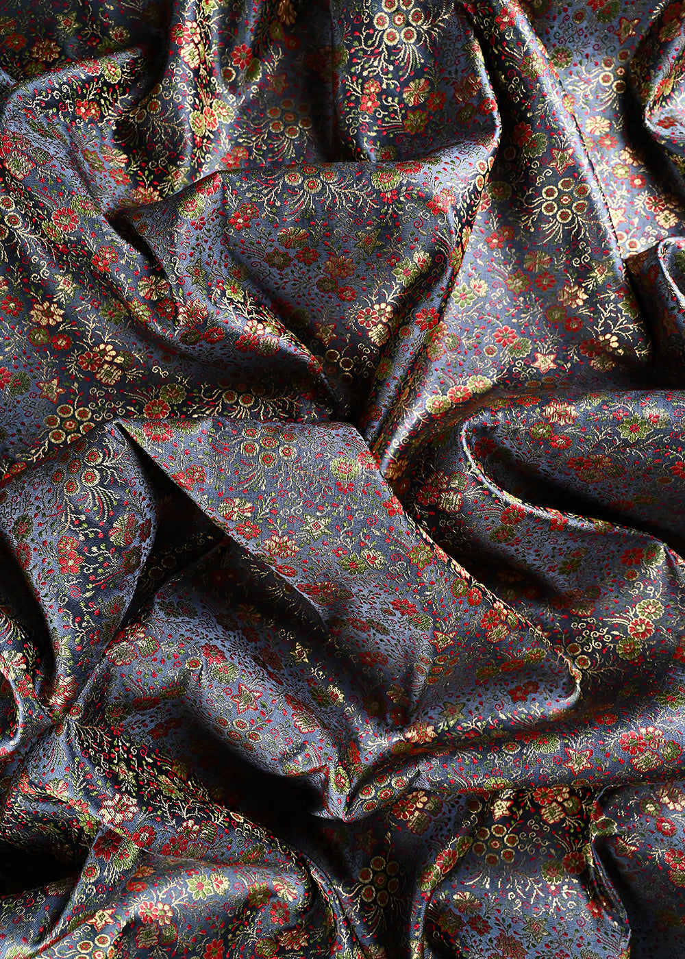 Grey Banarasi Brocade Fabric With All Over Thread And Zari Handloom 24523