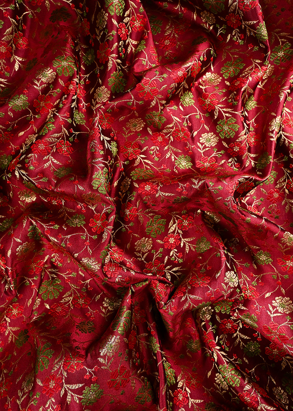 Maroon Banarasi Brocade Fabric With All Over Thread And Zari Handloom 24525