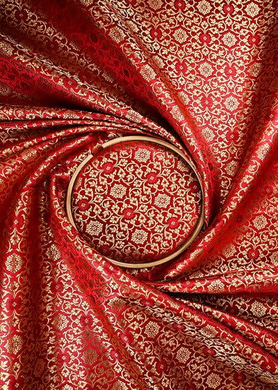 Maroon Banarasi Brocade Fabric With All Over Thread And Zari Handloom 24937