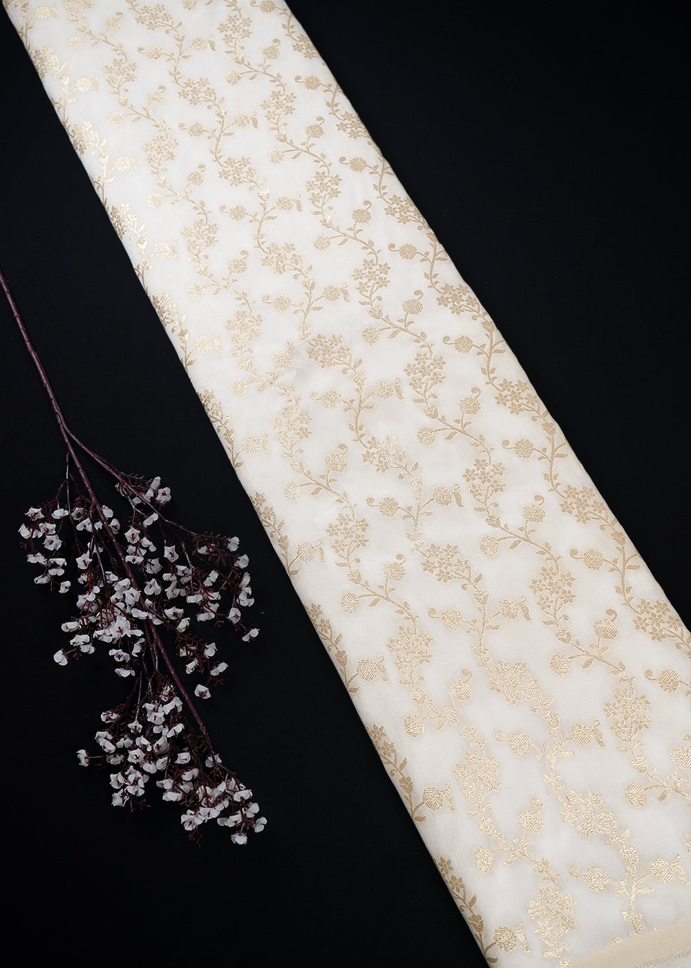 White Dyeable Silk Fabric With All Over Zari Handloom 24962