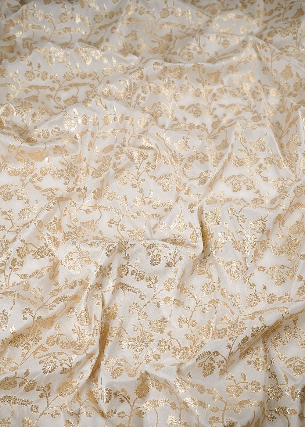 White Dyeable Silk Fabric With All Over Zari Handloom 24963