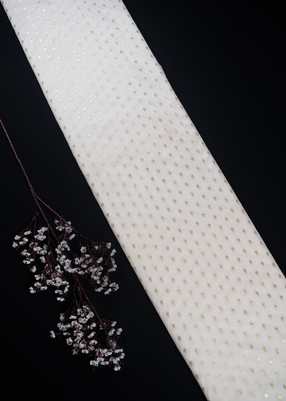 White Dyeable Silk Fabric With All Over Zari Handloom 24972