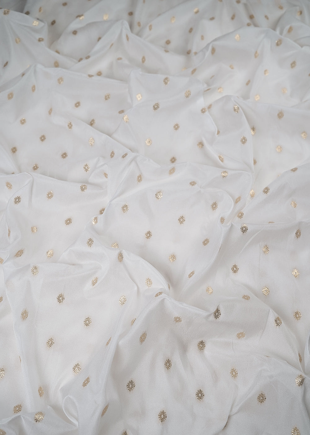 White Dyeable Silk Fabric With All Over Zari Handloom 24975