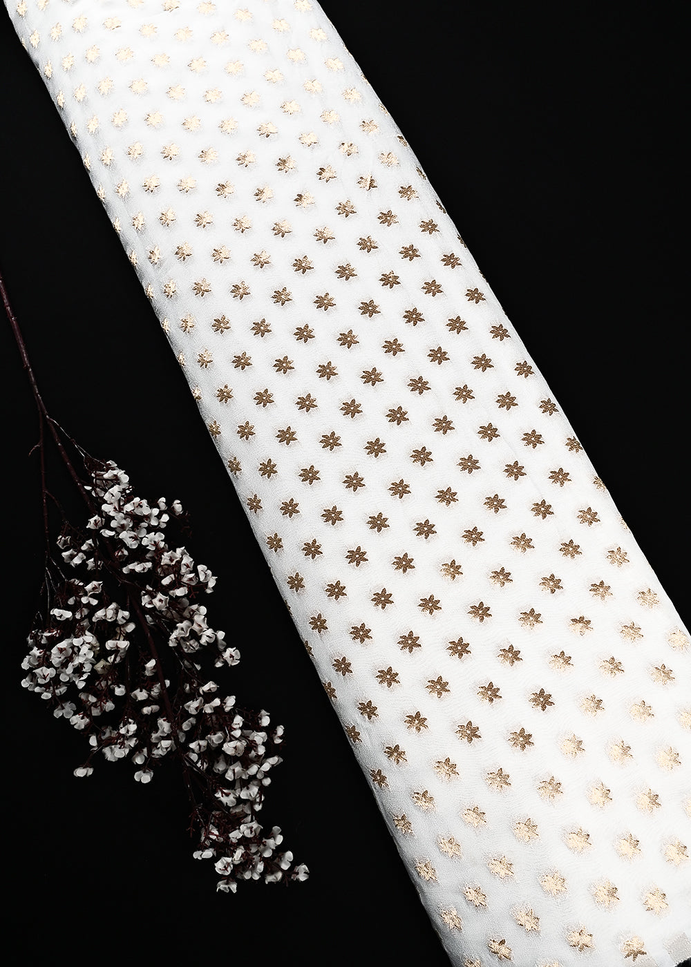 White Dyeable Georgette Fabric With All Over Zari Handloom 25033